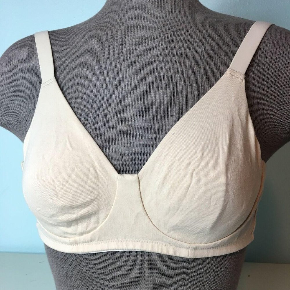 Classique #722 Mastectomy Bra 36A Beige Cotton